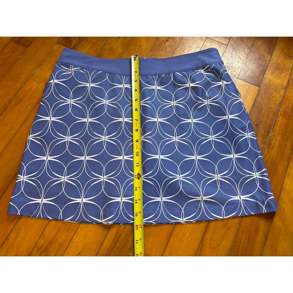 Pebble Beach Performance women's performance golf skort Size 8 with 3 Pockets!